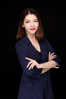 CEO Vivian Huang